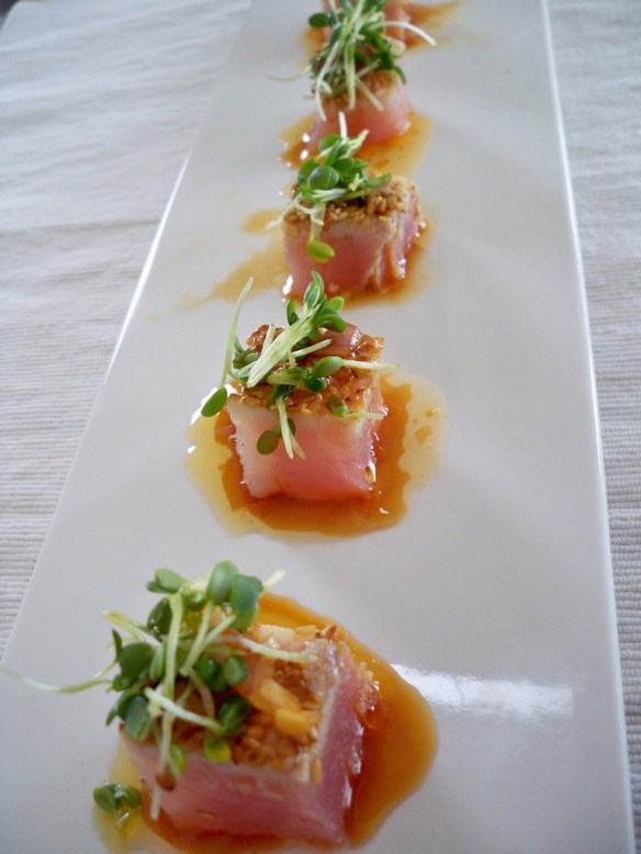 Tuna Tataki with ginger dressing