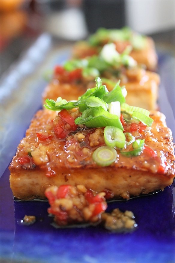 Crispy Garlic Honey Tofu