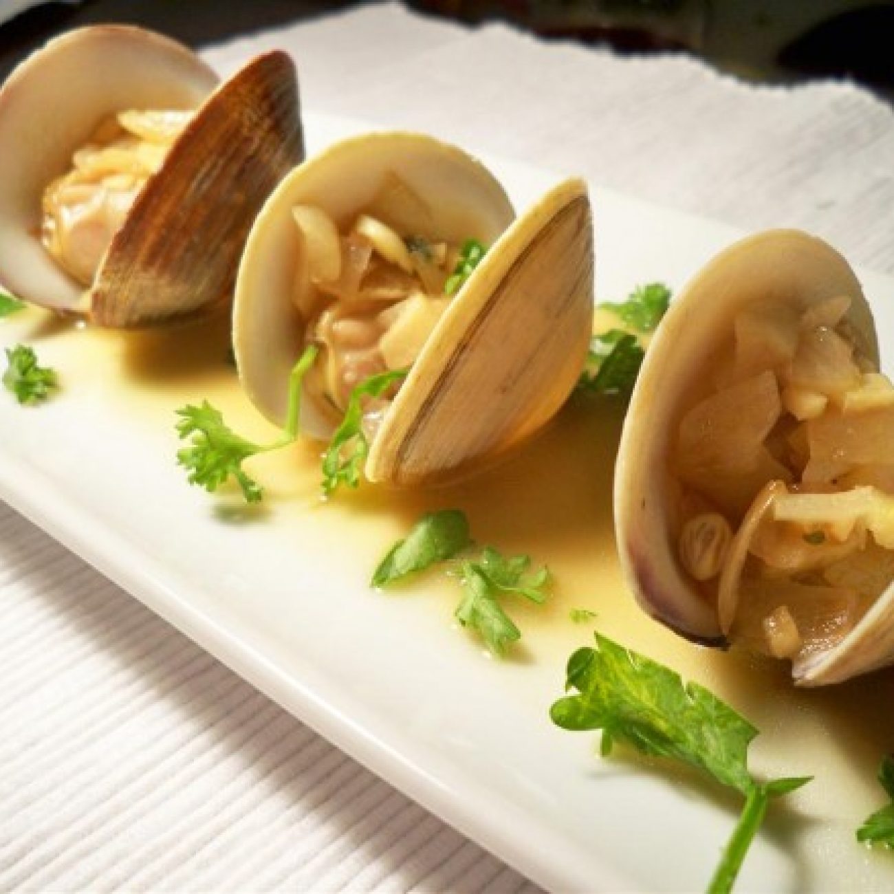 3 perfect clams