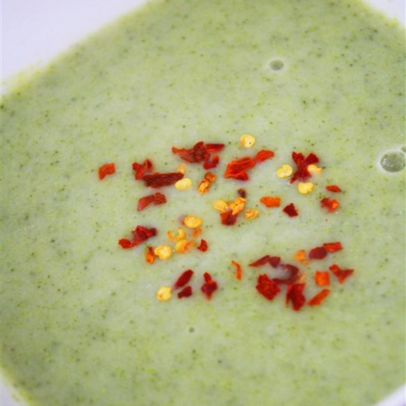 Three Ingredients Best Ever Broccoli Soup