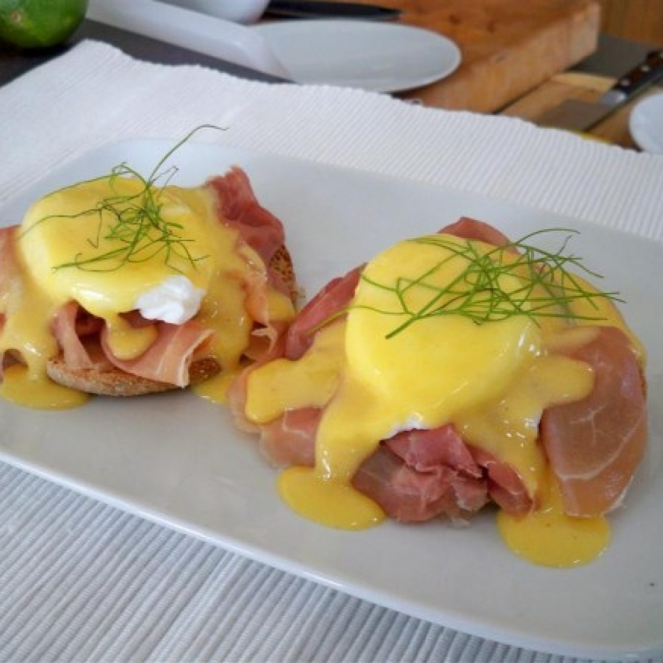 Doro’s Chilpotle Eggs Benidict