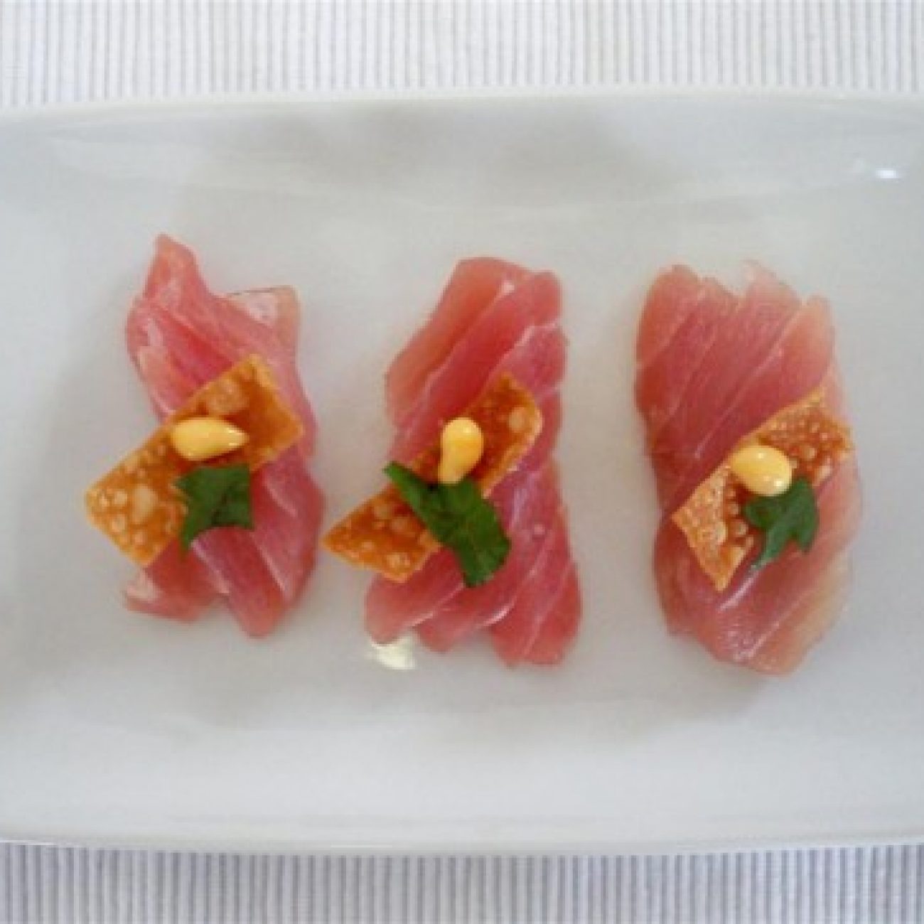 Yellow Fin Tuna Toro with Spicy Mayo and Won Ton Crisp